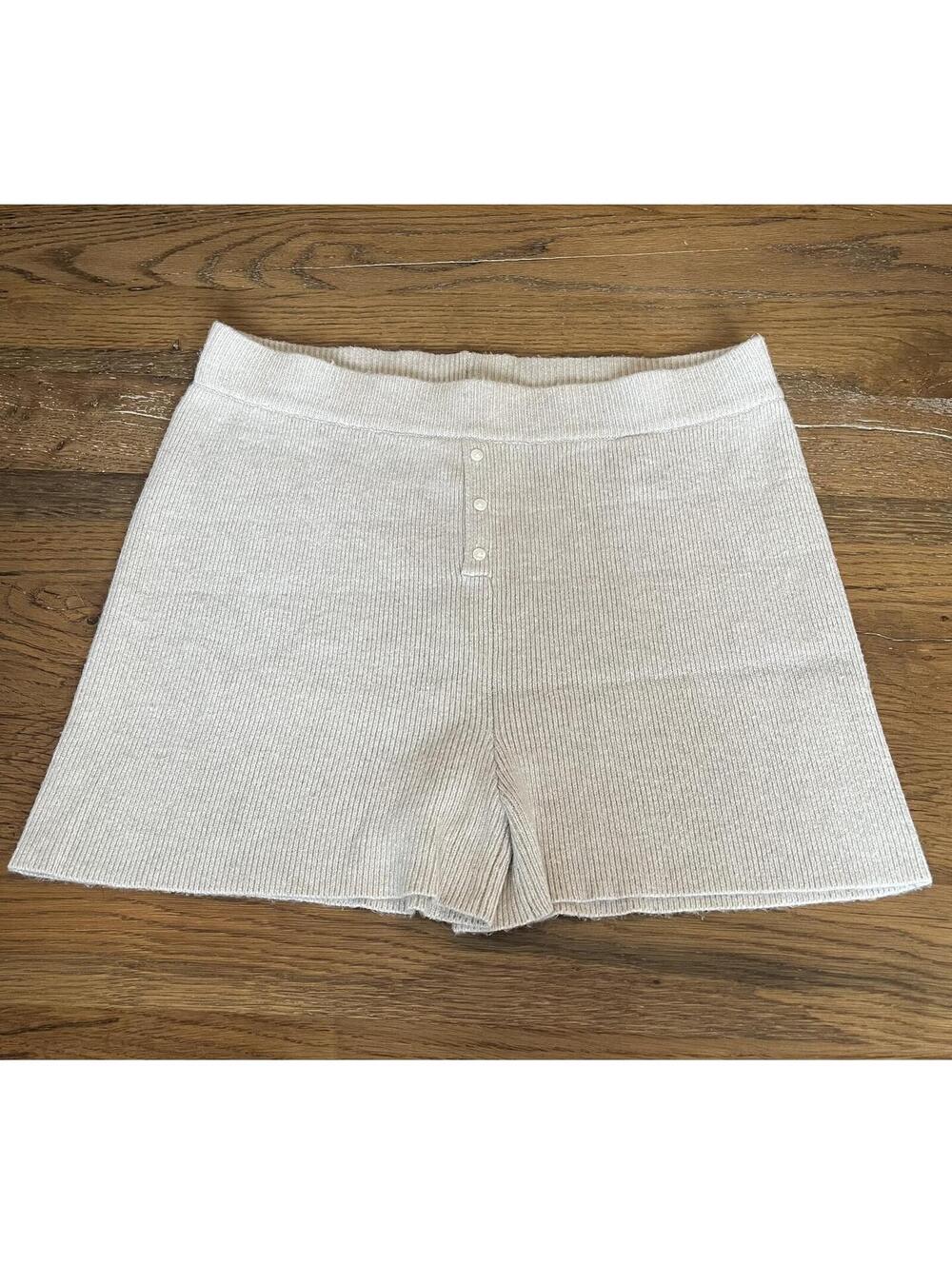 # 121 Myu x Mink Ribbed Knit Shorts